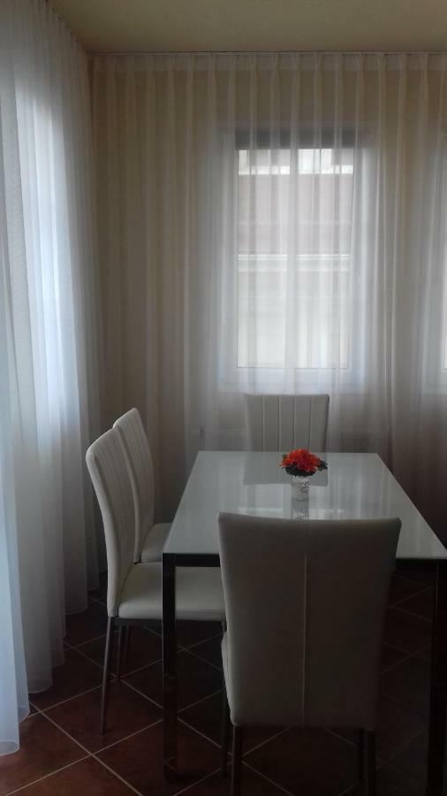 Benelise Apartman Hévíz Buitenkant foto