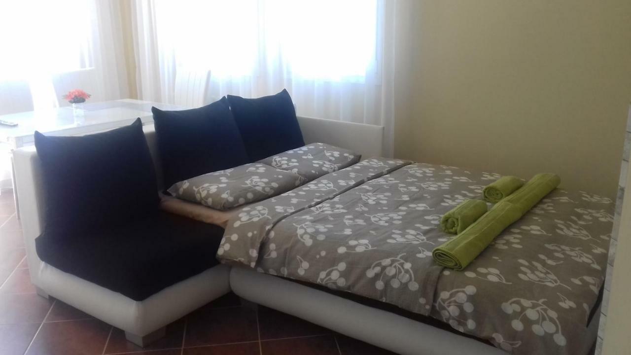 Benelise Apartman Hévíz Buitenkant foto