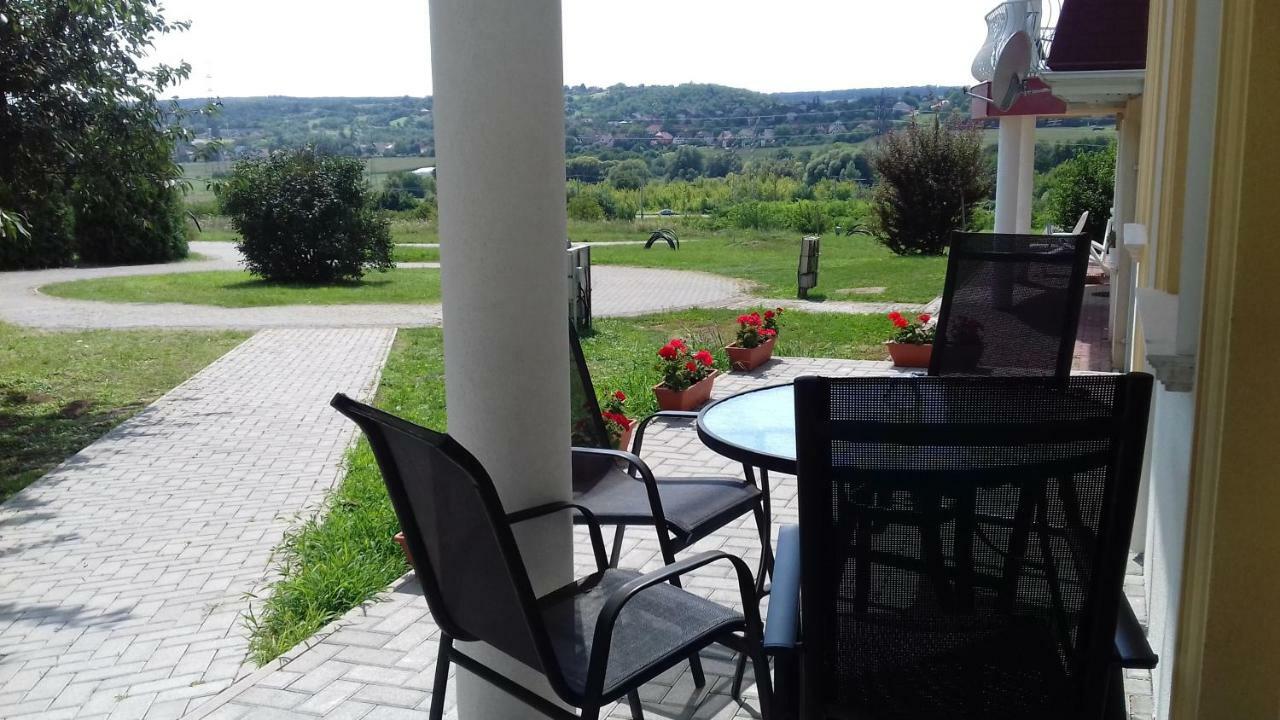 Benelise Apartman Hévíz Buitenkant foto