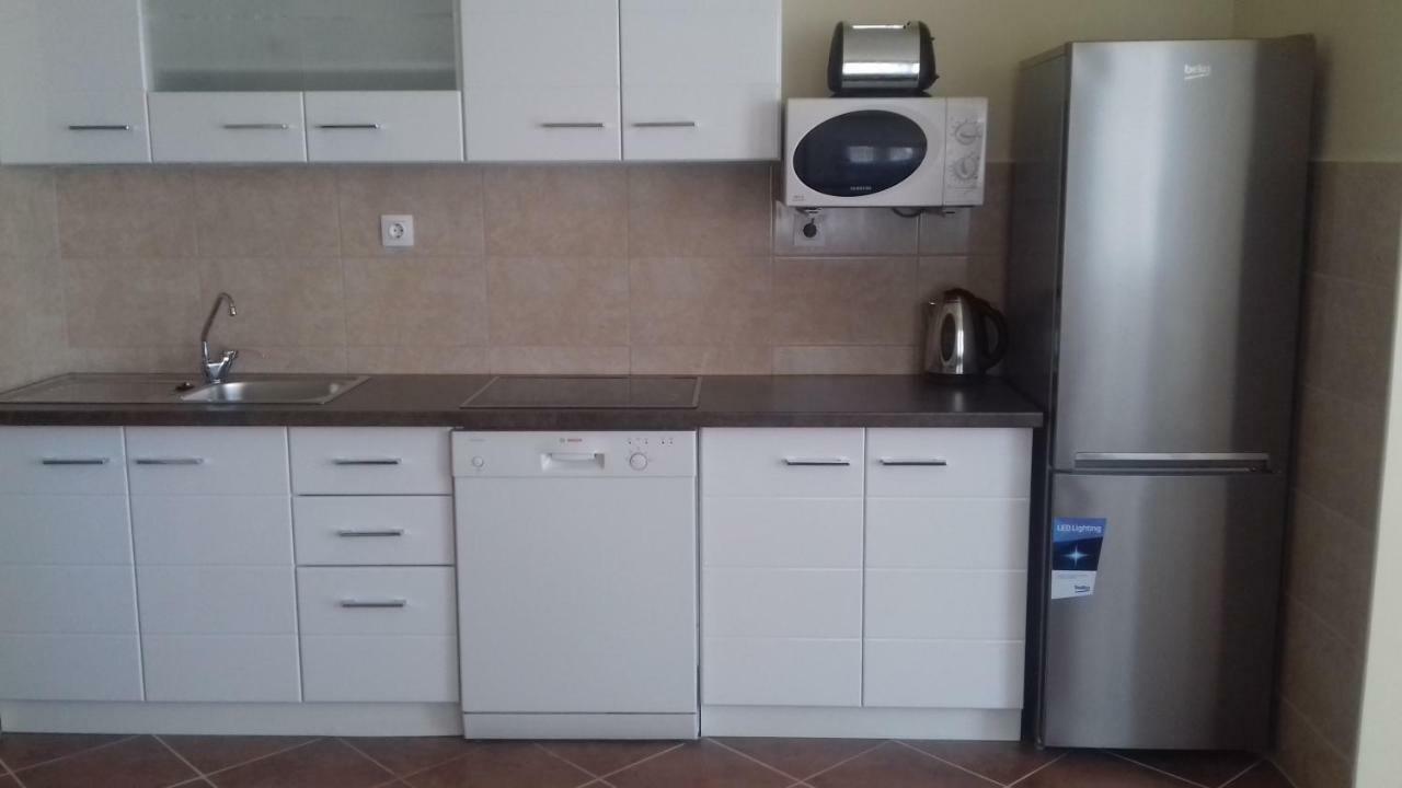 Benelise Apartman Hévíz Buitenkant foto