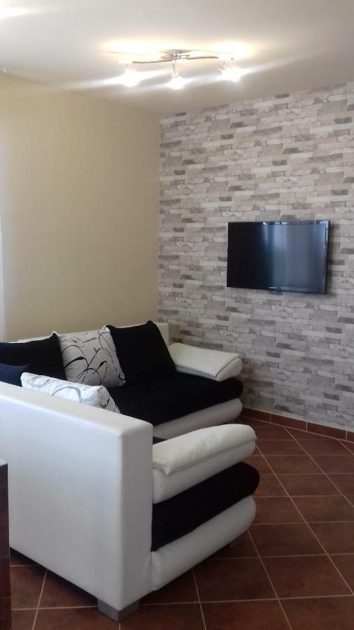 Benelise Apartman Hévíz Buitenkant foto